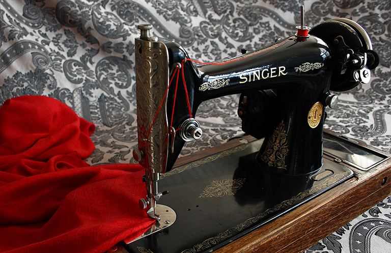 Sewing Machine Vintage White Missing Power Cord – Shop Cool Vintage Decor