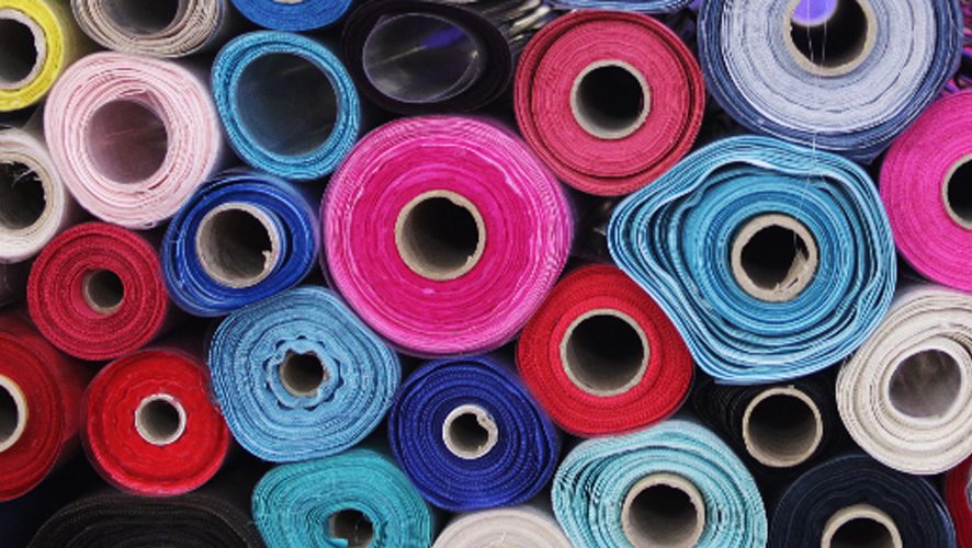 What Is Woven Fabric? Difference Between Woven And Knitted Fabrics -  Contrado Blog